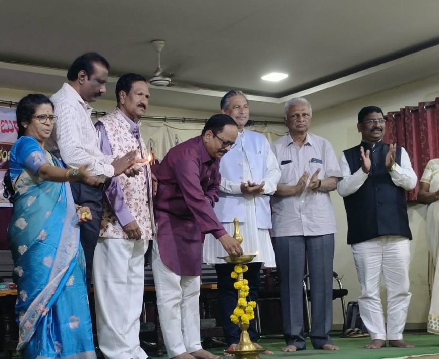 ಅನುವಾದಗಳಿಂದ ಮಾತ್ರ ಜಗತ್ತನ್ನು ತಲುಪಲು ಸಾಧ್ಯ: ಸಾಹಿತಿ ಪ್ರಭಾಕರ ಜೋಶಿ
