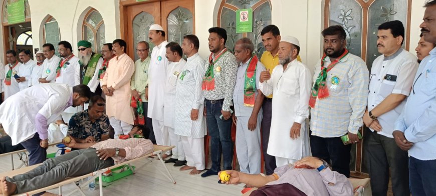 ಪ್ರವಾದಿ ಹಝರತ್ ಮಹ್ಮದ್ ಪೈಗಂಬರ್ ಜನ್ಮ ದಿನ :  ಸಂಭ್ರಮದಿಂದ ಆಚರಿಸಿದ ಮುಸ್ಲಿಂ ಸಮುದಾಯ ಹಬ್ಬದ ಪ್ರಯುಕ್ತ ವಿಶೇಷ ಆರೋಗ್ಯ ಮತ್ತು ರಕ್ತದಾನ ಶಿಬಿರ ಆಯೋಜನೆ