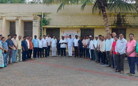 ಗಜೇಂದ್ರಗಡ: ತಾಲೂಕು ಆಸ್ಪತ್ರೆ ಸ್ವಚ್ಛಗೊಳಿಸುವ ಮೂಲಕ ವಿನೂತನ ಶಿಕ್ಷಕರ ದಿನಾಚರಣೆ