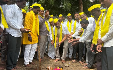 ಸಿದ್ದರೂಢ ಕಾಲೋನಿಯಲ್ಲಿ ಬ್ರಹ್ಮಶ್ರೀ ನಾರಾಯಣ ಗುರುಗಳ ಜಯಂತಿ ಹಾಗೂ ಗುದ್ದಲಿ ಪೂಜೆಗೆ ಚಾಲನೆ
