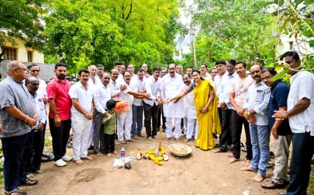 ಗಿರಿ ಲೇಔಟ್‌ನಲ್ಲಿ ₹35 ಲಕ್ಷ ವೆಚ್ಚದ ಸಿಸಿ ರಸ್ತೆ ಕಾಮಗಾರಿಗೆ ಗುದ್ದಲಿ ಪೂಜೆ