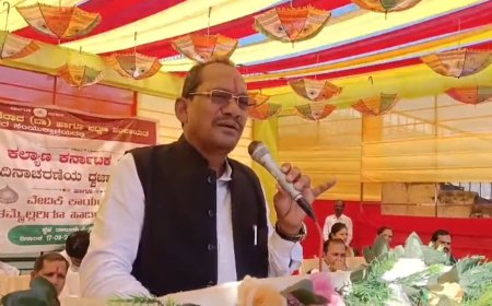 ಔರಾದನಲ್ಲಿ ಕಲ್ಯಾಣ ಕರ್ನಾಟಕ ಉತ್ಸವ ದಿನ ಕಲ್ಯಾಣ ಕರ್ನಾಟಕ ಭಾಗದ ಅಭಿವೃದ್ಧಿಗೆ ಪಣ ತೊಡೋಣ: ಶಾಸಕ ಪ್ರಭು ಚವ್ಹಾಣ