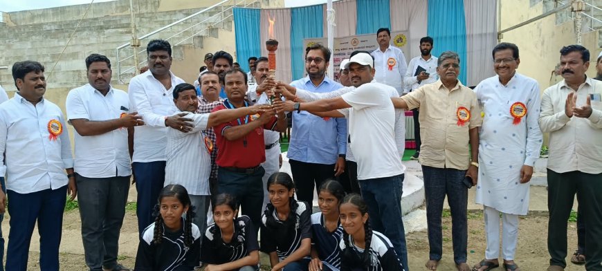 ನಾಡಹಬ್ಬ ದಸರಾ ಉತ್ಸವಕ್ಕೆ ಕ್ರೀಡಾಕೂಟ ಆಯೋಜನೆ  ತಂಡದ ನಾಯಕತ್ವದ ಗುಣಗಳು ಬೆಳಸಿಕೊಳ್ಳಲು ಕ್ರೀಡಾ ವೇದಿಕೆ ಮಹತ್ವದು : ಶಾಸಕ ಡಾ. ಅವಿನಾಶ ಜಾಧವ