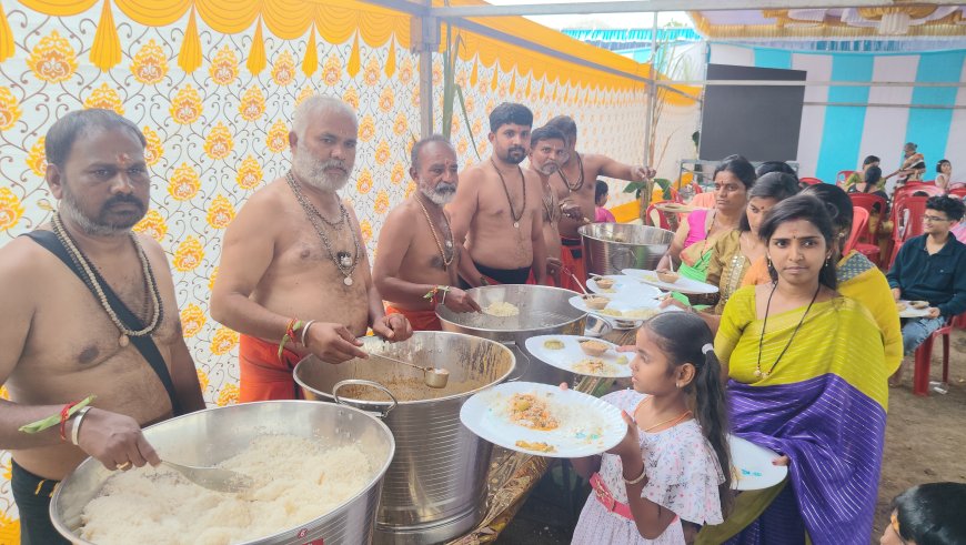 28ನೇ ವರ್ಷದ ಇರುಮುಡಿ ಪೂಜೆ: ‘ಸನ್ನಿಧಾನ ರತ್ನ’ ಪ್ರಶಸ್ತಿ ಪ್ರದಾನ, ಮಹಾಪ್ರಸಾದ ವಿತರಣೆ