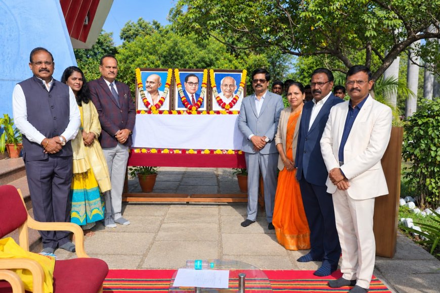 ಗುಲಬರ್ಗಾ ವಿಶ್ವವಿದ್ಯಾಲಯದ ಕಲ್ಯಾಣ ಕರ್ನಾಟಕ ಉತ್ಸವ ಆಚರಣೆಯಲ್ಲಿ ಕುಲಪತಿ ಪ್ರೊ. ಶಶಿಕಾಂತ್ ಎಸ್. ಉಡಿಕೇರಿ ಸಲಹೆ    ಕಲ್ಯಾಣ ಕರ್ನಾಟಕ ಉತ್ಸವ ಆಚರಣೆಯಲ್ಲಿ ಉತ್ಸಾಹವಿರಲಿ