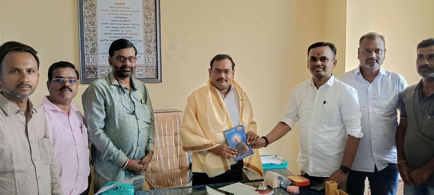 ಪುರಸಭೆ ಅಧಿಕಾರ ಸ್ವೀಕರಿಸಿದ ನೂತನ ಅಧಿಕಾರಿಗಳಿಗೆ  ಸಾರ್ವಜನಿಕರಿಂದ ಸನ್ಮಾನ ಅಧಿಕಾರ ವಹಿಸಿಕೊಂಡ ನೂತನ ಅಧಿಕಾರಿಗಳಿಂದ  ಸ್ವಚ್ಛ ಆಡಳಿತದ ನಿರೀಕ್ಷೆ ನೋಡುತ್ತಿರುವ ಜನತೆ