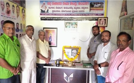 ಕಲಬುರಗಿಯ ಸಪ್ತ ನೇಕಾರ ಸೇವಾ ಕೇಂದ್ರದಲ್ಲಿ ಗಾಂಧೀಜಿ–ಶಾಸ್ತ್ರಿ ಜಯಂತಿ