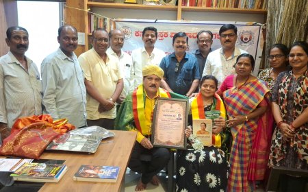 ಮನೆಗೊಂದು ಗ್ರಂಥಾಲಯ ಅನುಷ್ಠಾನ ಸಮಾರಂಭದಲ್ಲಿ ಸತ್ಯಂಪೇಟೆ ಅಭಿಮತ   ಪುಸ್ತಗಳು ಜೀವನ ರೂಪಿಸುವ ಜೀವಂತ  ಜ್ಞಾನ ಮಂದಿರಗಳು