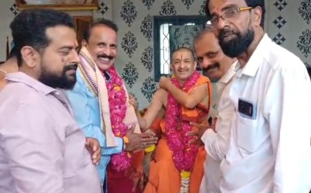 ಉಡುಪಿ ಫಲಿಮಾರು ಶ್ರೀಗಳಿಗೆ ಗೌರವದ ಅಭಿನಂದನೆ