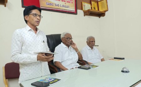 ಕಾವ್ಯವು ಪ್ರತಿಭೆ ಮತ್ತು ಜೀವನಾನುಭವದ ಅಭಿವ್ಯಕ್ತಿ:ಡಾ.ಸೂರ್ಯಕಾಂತ ಸುಜ್ಯಾತ