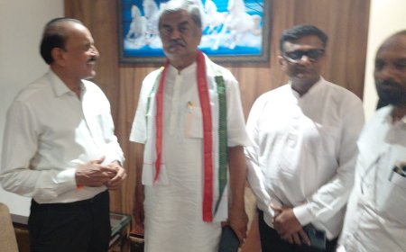 ಬಿ ಕೆ ಹರಿಪ್ರಸಾದ್ ಜೊತೆ ಈಡಿಗ ಮುಖಂಡರ ಚರ್ಚೆ   ಈಡಿಗ ನಿಗಮಕ್ಕೆ 500 ಕೋಟಿ ಬಜೆಟ್ ಘೋಷಣೆಗೆ ಮನವಿ