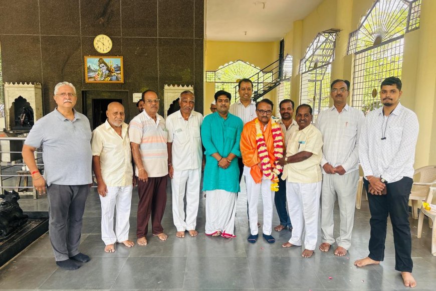 ಐದನೇ ಬಾರಿ ವಿಧಾನ ಪರಿಷತ್ತಿಗೆ ಆಯ್ಕೆಯಾದ ಶಶೀಲ್ ಜಿ. ನಮೋಶಿ ಅವರಿಗೆ ಸನ್ಮಾನ