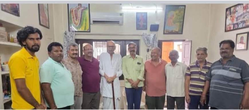 ಸ್ವಾತಂತ್ರ್ಯ ಹೋರಾಟಗಾರರ ಆದರ್ಶ ರಾಷ್ಟ್ರ ಸೇವೆಯ ಸಂಕಲ್ಪಕ್ಕೆ ಬಲ : ಡಾ. ಉಮೇಶ್ ಜಾಧವ್  ಸ್ವಾತಂತ್ರ್ಯಹೋರಾಟಗಾರ ರಾಮಾಚಾರ್ಯ ನವಲಿ ಜೊತೆ ಆತ್ಮೀಯ ಸಂವಾದ