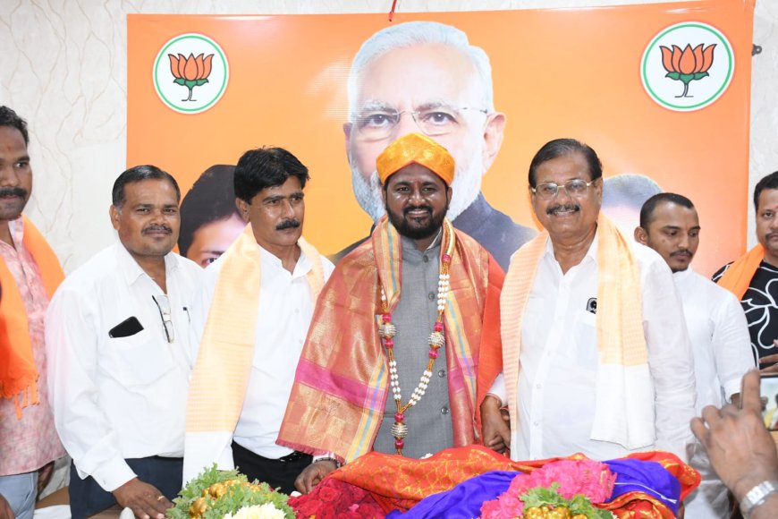 ಮಹಾನಗರ ಪಾಲಿಕೆಯ ವಿರೋಧ ಪಕ್ಷದ ನಾಯಕರಾಗಿ ಕೃಷ್ಣ ನಾಯಕ ಅವರು ಅಧಿಕಾರ ಸ್ವೀಕಾರ