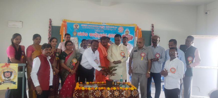 ಕಾವ್ಯಧಾರೆಗೆ ಸಾಕ್ಷಿಯಾದ ದಸರಾ ಸಂಭ್ರಮ